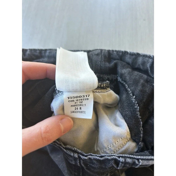 Abercrombie & Fitch Mom Jeans High Waisted Raw Hem Black 24 - Picture 5 of 8